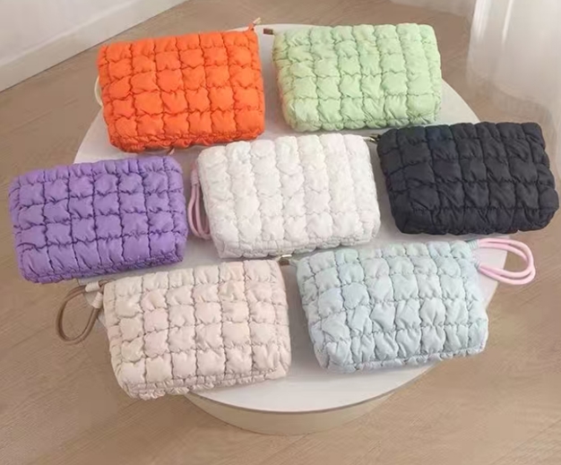 Cloud Cosmetic Bag Manufacturing & Cost Guide Suggested Slug: cloud-cosmetic-bag-manufacturing-process-cost