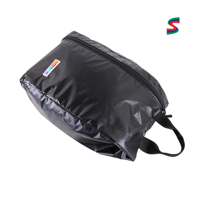 Custom Black Upright Hanging Toiletry Bag with Side Zipper product detail view 5