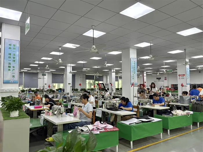 Second view of bag sample workshop workstations